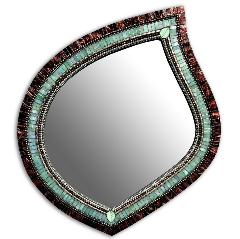 5 Stunning Wall Mirrors That Are Also Iconic Art Pieces - Contemporary Art ➤ Discover the season's newest design news and inspiration ideas. Visit Daily Design News and subscribe our newsletter! #dailydesignnews #ContemporaryArt #IconicArtPieces #WallMirrors