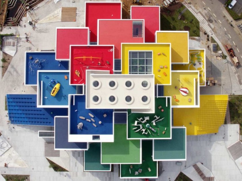 Bjarke Ingels Group and LEGO Present the 12,000 m² LEGO® House - Architecture Projects - Home of the Brick - LEGO® House experience - LEGO Store - LEGO Square - LEGO history ➤ Discover the season's newest design news and inspiration ideas. Visit Daily Design News and subscribe our newsletter! #dailydesignnews #designnews #BjarkeIngels #LEGO