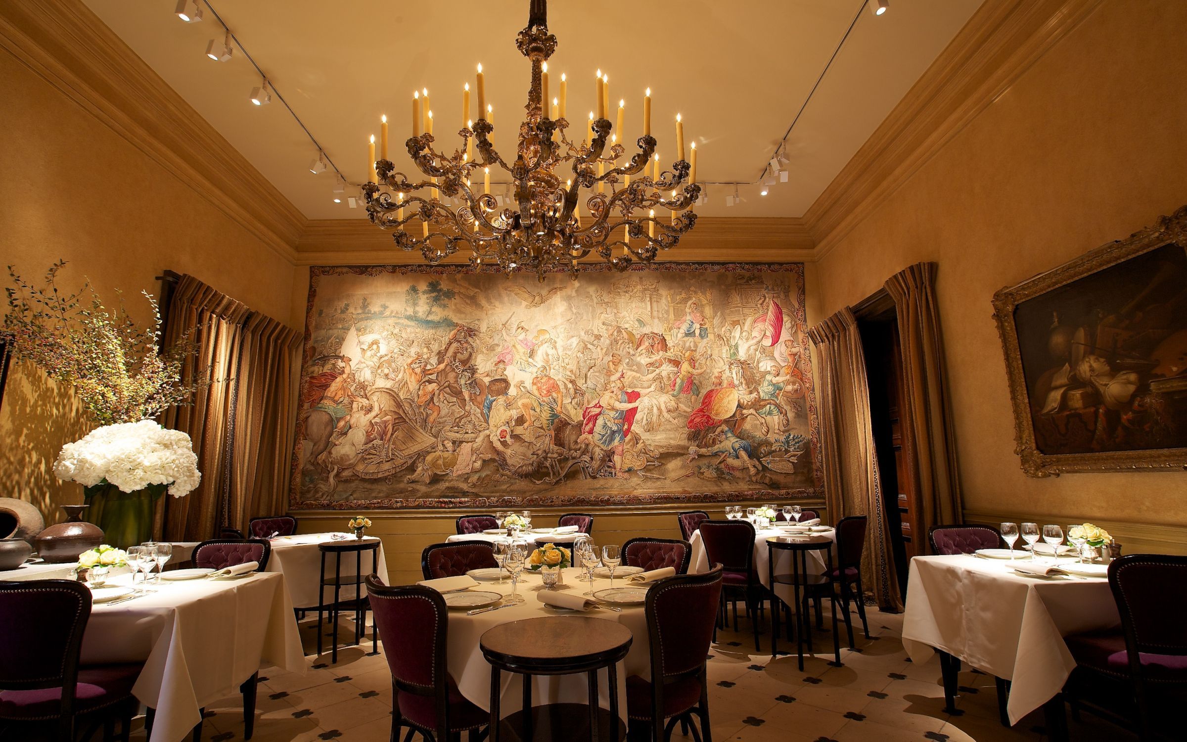 TOP LUXURY RESTAURANTS AT PARIS – Daily Design News