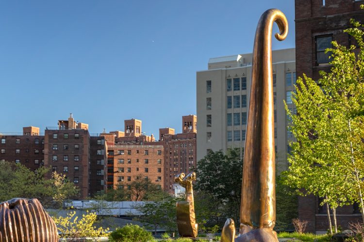 Alma Allens Huge Outdoor Sculptures Take Over The High Line In New York_Cover